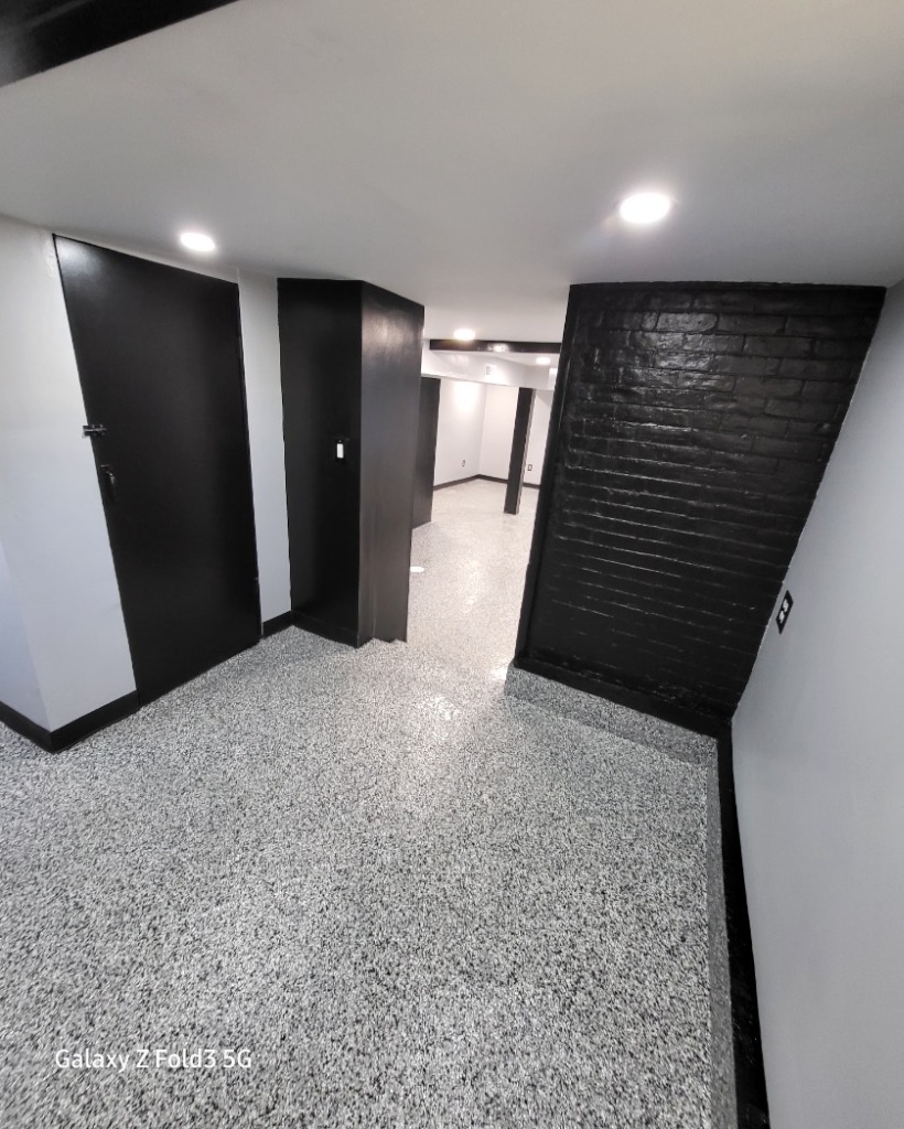 After: Classy Modern Finishes